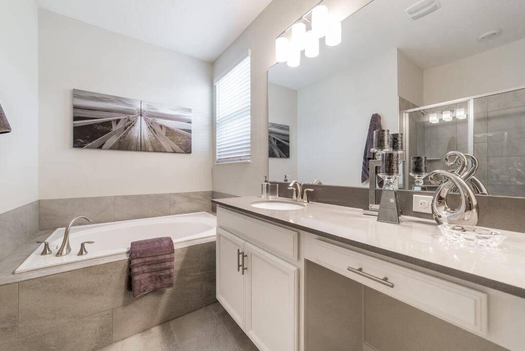 Summer Breeze Gated Style Community Championsgate Casa vacanze